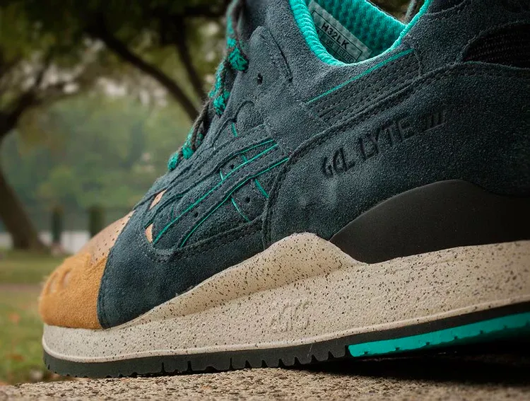 Concepts x gel lyte 3 'three lies' Asics sneakers, gray