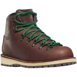 Danner Women's Stumptown Mountain Pass GORE-TEX Boot in Smores