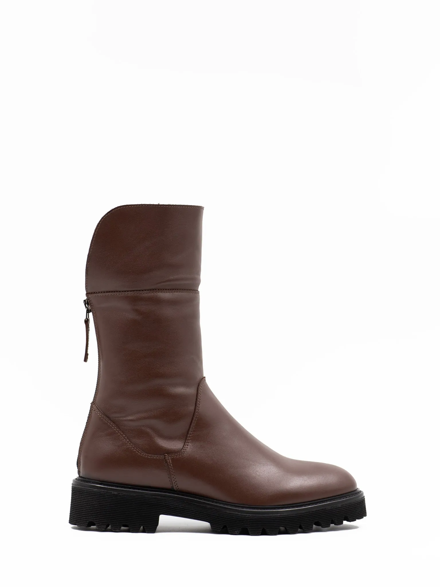 Gia shearling-lined ankle boots in brown