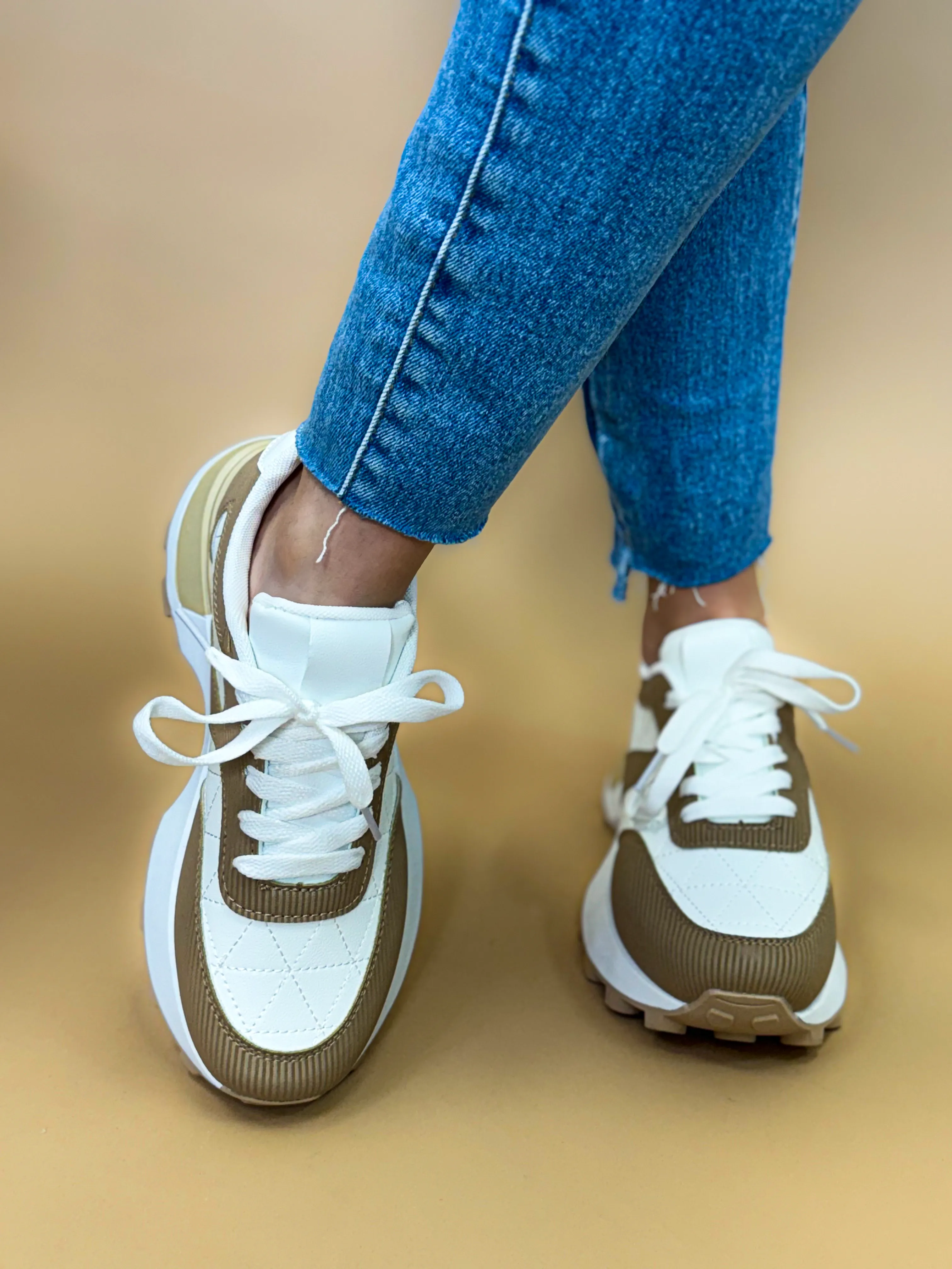 Layla Sneaker in Tan